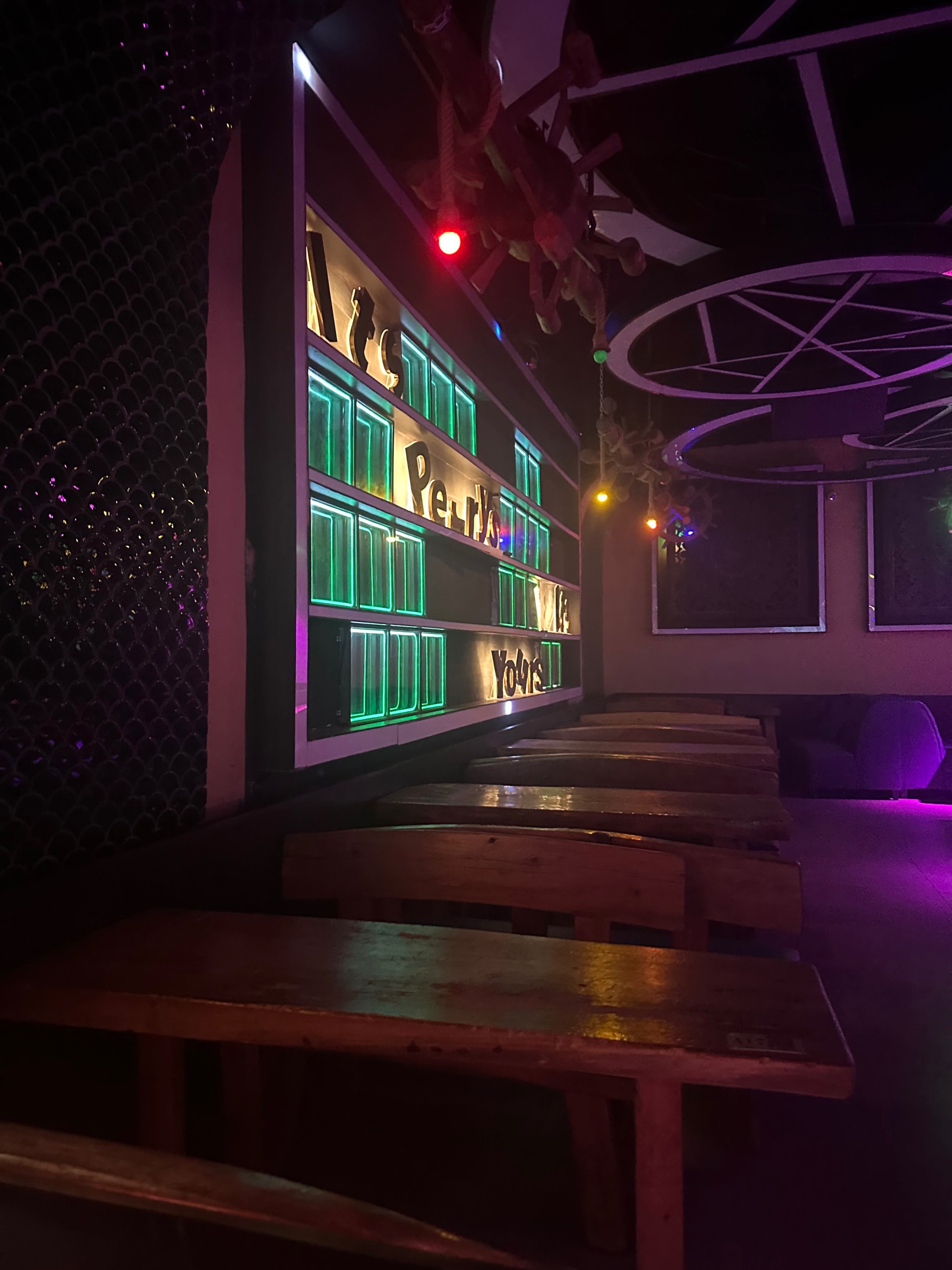 荆州商务KTV新手必读商务KTV怎么玩-公安县ktv预定